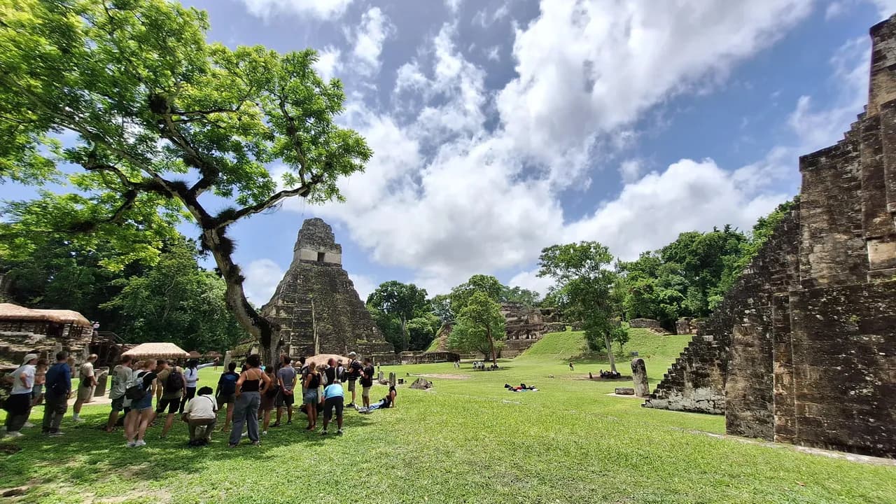 Templo del Gran Jaguar en el parque nacional Tikal